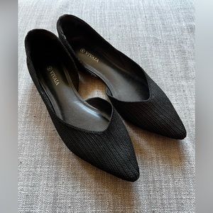 Vivaia Pointed-Toe Flats